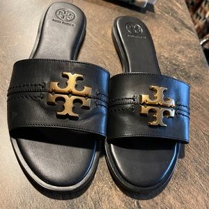 Tory Burch Everly Slides size 9 never worn